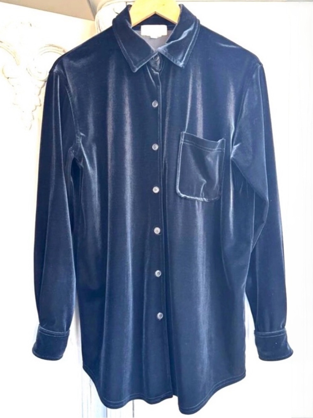 Black Velvet Blouse Sz S Long Sleeve Button Down Holiday NYE Shirt Jones NY